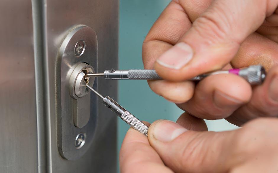 recherche serrurier metallier Paris 11
